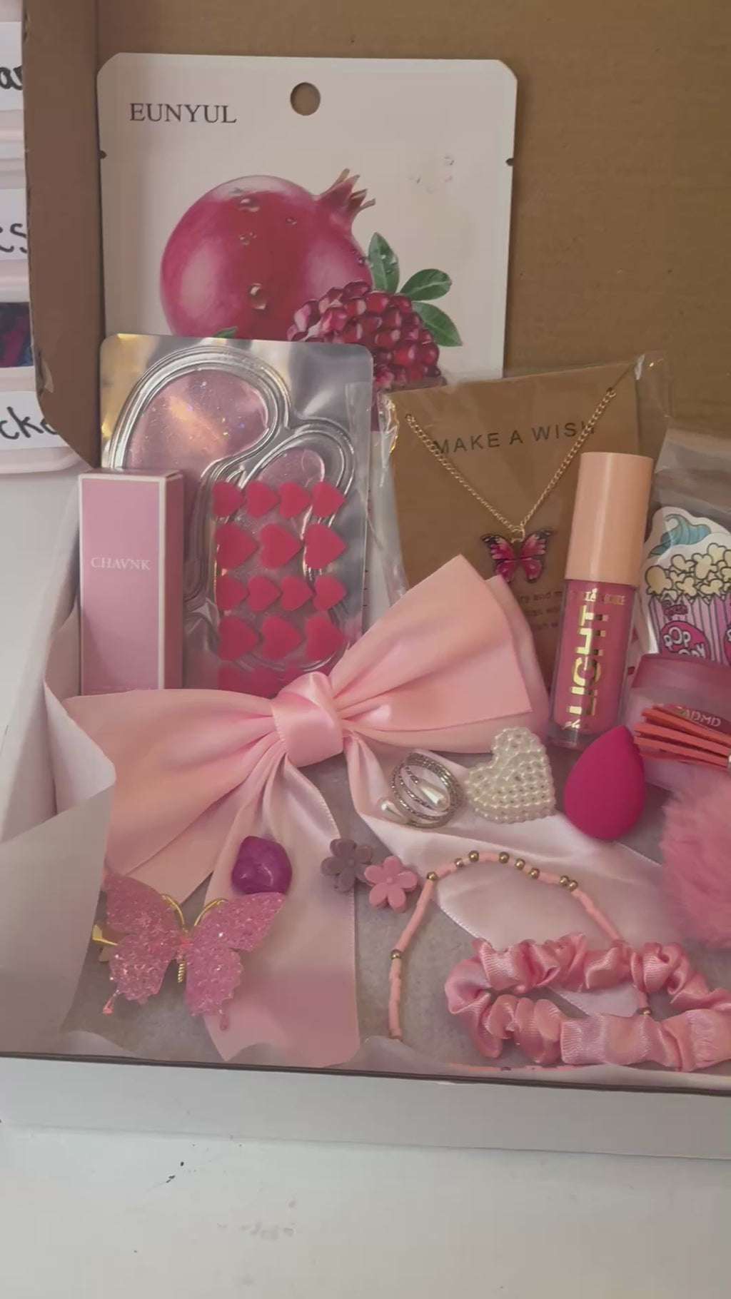 1 scoop mystery beauty scoop