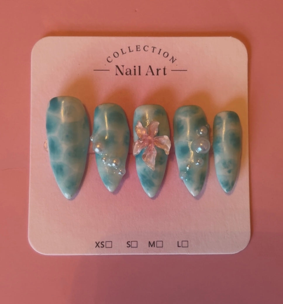 water and flowers press on nail set